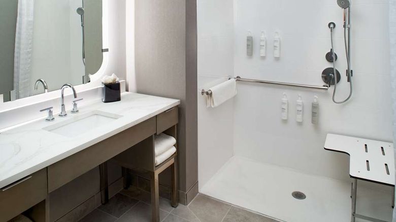<b>Homewood Suites by Hilton Ann Arbor Room</b>. Images powered by <a href="https://iceportal.shijigroup.com/" title="IcePortal" target="_blank">IcePortal</a>.