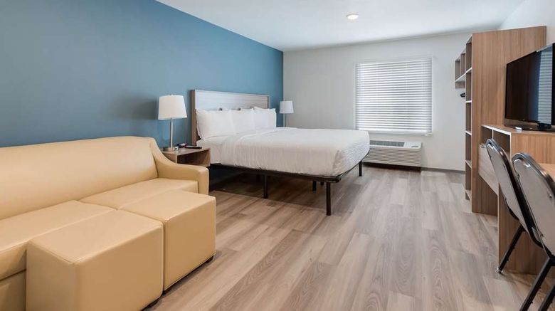 <b>WoodSpring Suites Meridian Suite</b>. Images powered by <a href="https://iceportal.shijigroup.com/" title="IcePortal" target="_blank">IcePortal</a>.