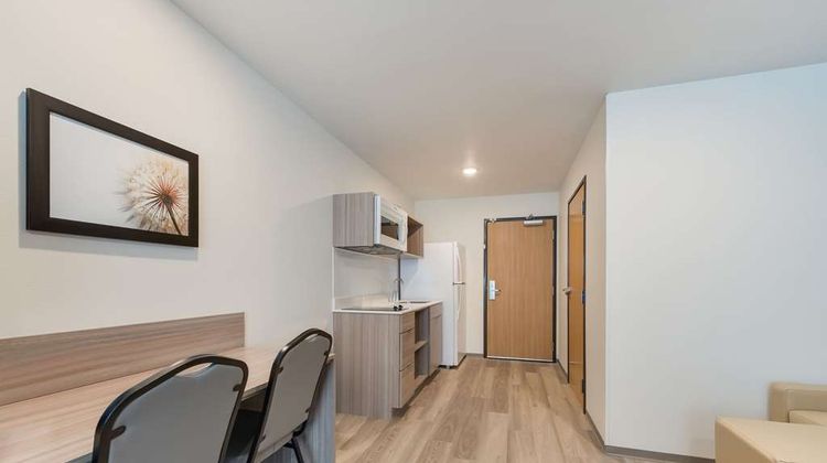 WoodSpring Suites Meridian Suite