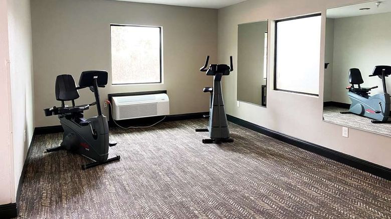 <b>Wingate by Wyndham Biloxi/Ocean Springs Health</b>. Images powered by <a href="https://iceportal.shijigroup.com/" title="IcePortal" target="_blank">IcePortal</a>.