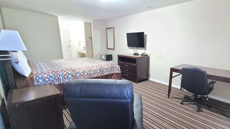 <b>Super 8 by Wyndham Missouri Valley Room</b>. Images powered by <a href="https://iceportal.shijigroup.com/" title="IcePortal" target="_blank">IcePortal</a>.