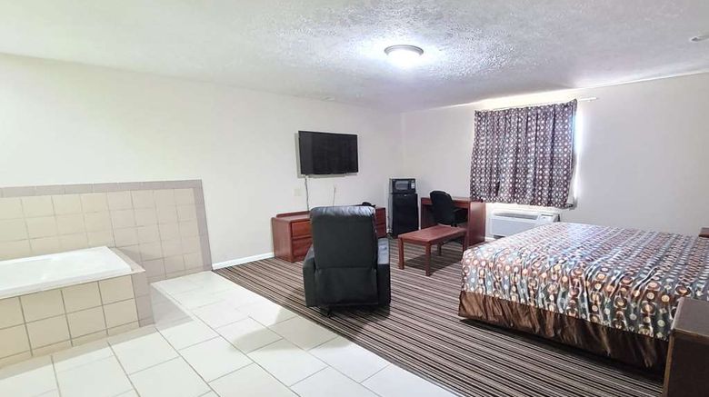 <b>Super 8 by Wyndham Missouri Valley Room</b>. Images powered by <a href="https://iceportal.shijigroup.com/" title="IcePortal" target="_blank">IcePortal</a>.