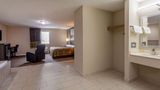 Super 8 by Wyndham Missouri Valley Suite