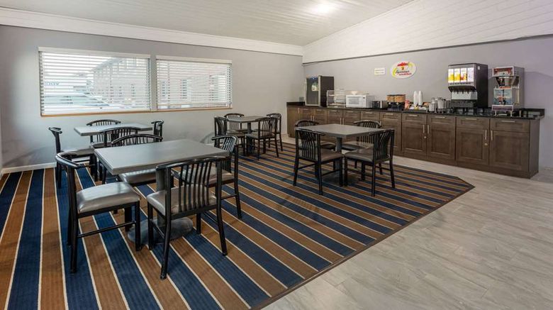 <b>Super 8 by Wyndham Missouri Valley Other</b>. Images powered by <a href="https://iceportal.shijigroup.com/" title="IcePortal" target="_blank">IcePortal</a>.