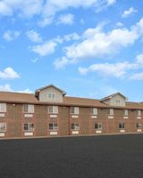 Super 8 by Wyndham Missouri Valley