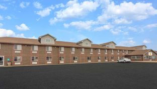 Super 8 by Wyndham Missouri Valley
