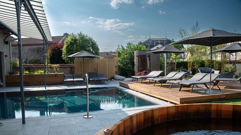 <b>Best Western Premier Le Chapitre Htl-Spa Spa</b>. Images powered by <a href="https://iceportal.shijigroup.com/" title="IcePortal" target="_blank">IcePortal</a>.