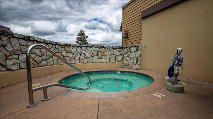 The Bard's Inn, BW Signature Collection Pool