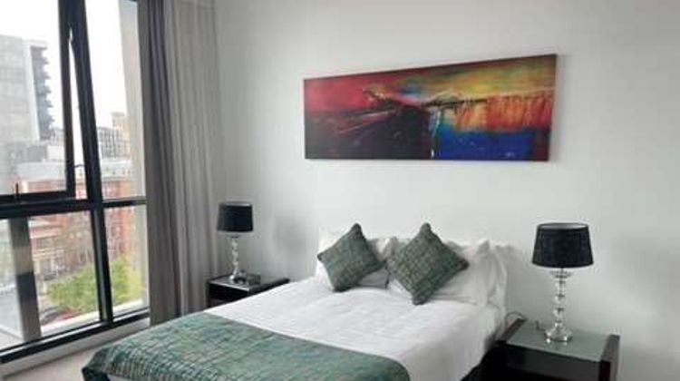 RNR Apartments, Adelaide Room
