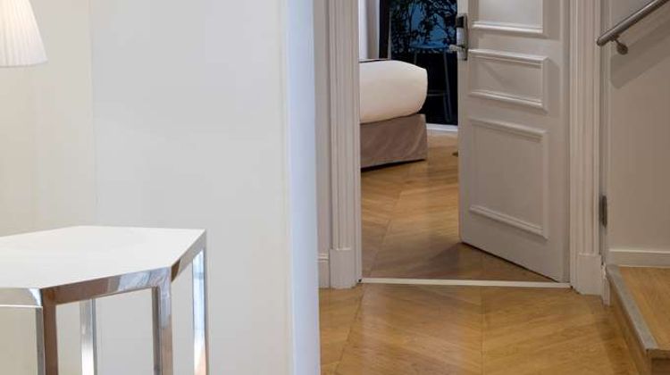 Hotel R de Paris Room