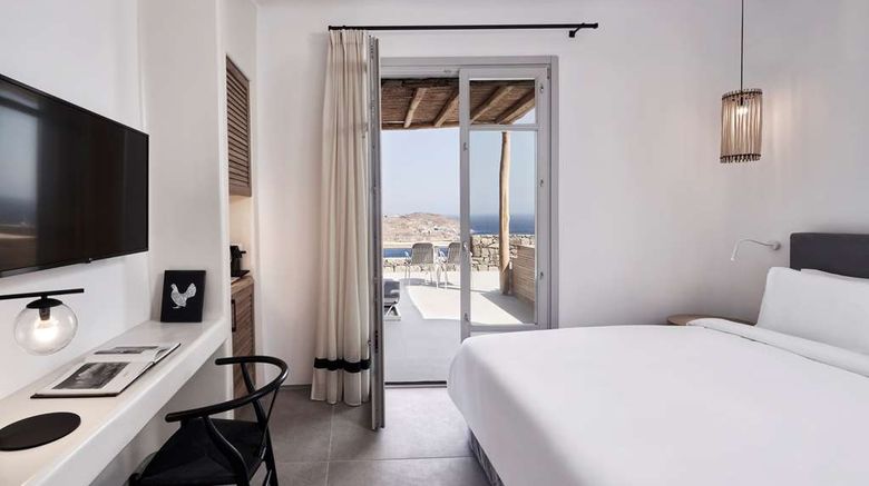 <b>Radisson Blu Euphoria Resort, Mykonos Suite</b>. Images powered by <a href="https://iceportal.shijigroup.com/" title="IcePortal" target="_blank">IcePortal</a>.