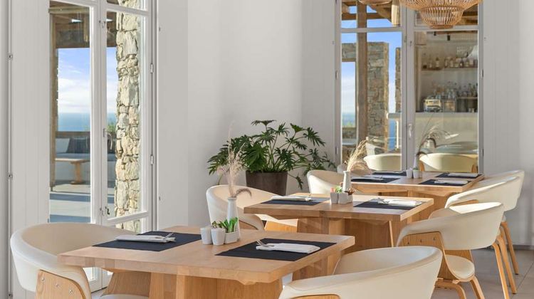 Radisson Blu Euphoria Resort, Mykonos Restaurant