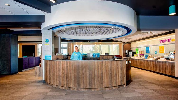 Tru by Hilton Port St Lucie Lobby