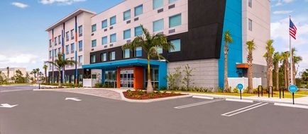 Tru by Hilton Port St Lucie Exterior