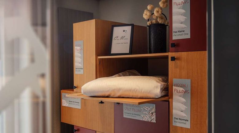 <b>Global Inn Other</b>. Images powered by <a href="https://iceportal.shijigroup.com/" title="IcePortal" target="_blank">IcePortal</a>.