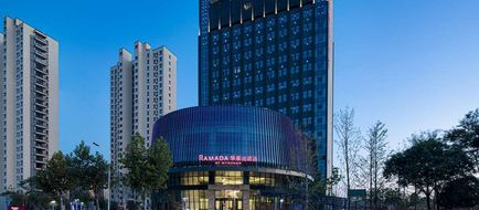 Ramada by Wyndham Pinghu Exterior