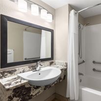 Days Inn by Wyndham Charleston E
