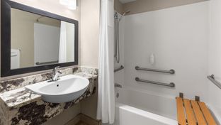 Days Inn by Wyndham Charleston E