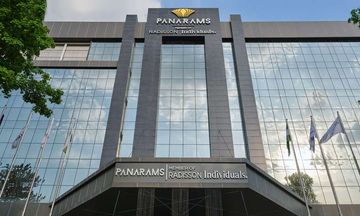 Panaramas Hotel Radisson Individuals