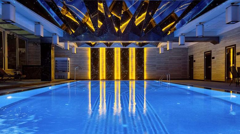 <b>Panaramas Hotel Radisson Individuals Pool</b>. Images powered by <a href="https://iceportal.shijigroup.com/" title="IcePortal" target="_blank">IcePortal</a>.