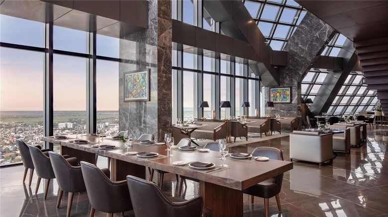 <b>Melia Vinpearl Hue Restaurant</b>. Images powered by <a href="https://iceportal.shijigroup.com/" title="IcePortal" target="_blank">IcePortal</a>.