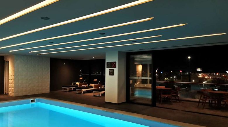 <b>Ramada Encore by Wyndham GDL Aeropuerto Pool</b>. Images powered by <a href="https://iceportal.shijigroup.com/" title="IcePortal" target="_blank">IcePortal</a>.