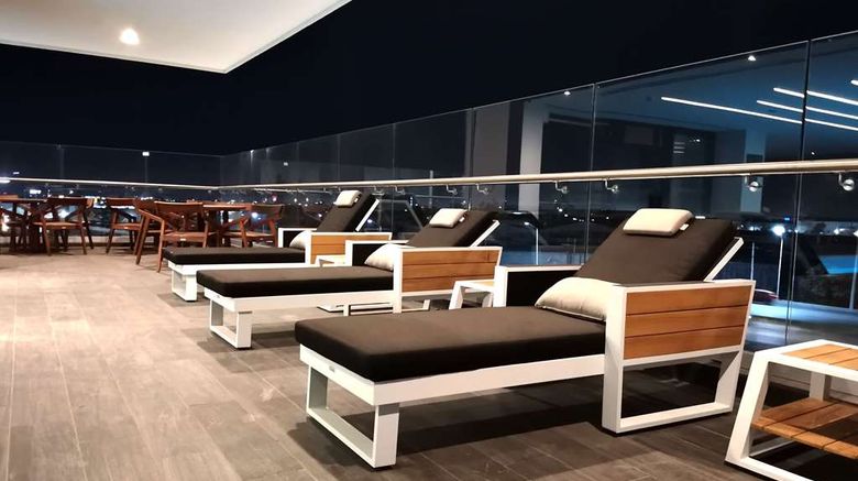 <b>Ramada Encore by Wyndham GDL Aeropuerto Pool</b>. Images powered by <a href="https://iceportal.shijigroup.com/" title="IcePortal" target="_blank">IcePortal</a>.