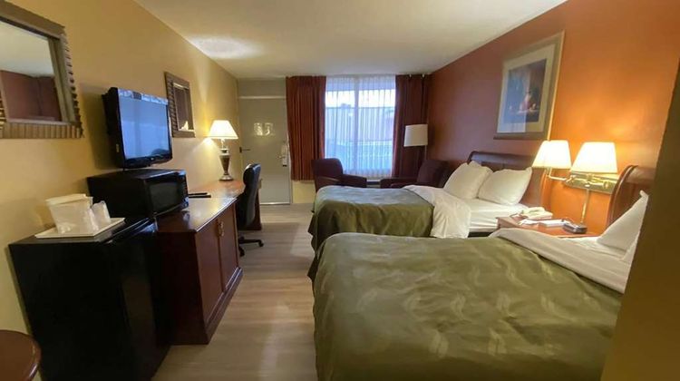 Ramada by Wyndham Rome/Verona Room