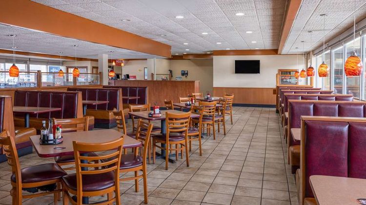 Ramada by Wyndham Rome/Verona Restaurant