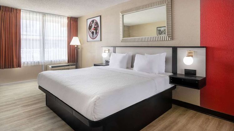 Ramada by Wyndham Rome/Verona Suite