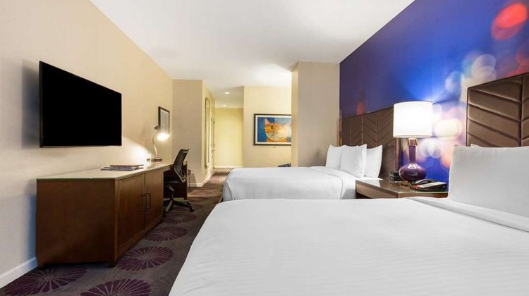 Chicago Hotel Coll Magnificent Mile Room