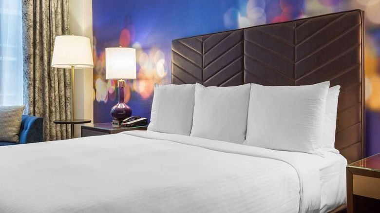 <b>Chicago Hotel Coll Magnificent Mile Room</b>. Images powered by <a href="https://iceportal.shijigroup.com/" title="IcePortal" target="_blank">IcePortal</a>.