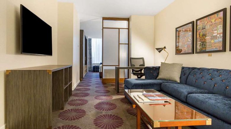 <b>Chicago Hotel Coll Magnificent Mile Suite</b>. Images powered by <a href="https://iceportal.shijigroup.com/" title="IcePortal" target="_blank">IcePortal</a>.