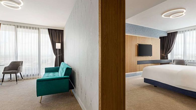 <b>Ramada by Wyndham Slatina Parc Suite</b>. Images powered by <a href="https://iceportal.shijigroup.com/" title="IcePortal" target="_blank">IcePortal</a>.
