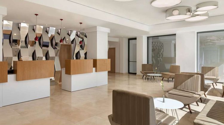 Ramada by Wyndham Slatina Parc Lobby