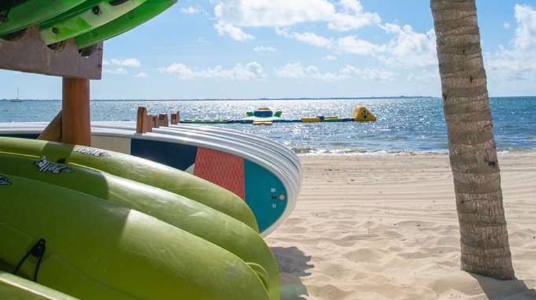 <b>Garza Blanca Resort & Spa Cancun Beach</b>. Images powered by <a href="https://iceportal.shijigroup.com/" title="IcePortal" target="_blank">IcePortal</a>.