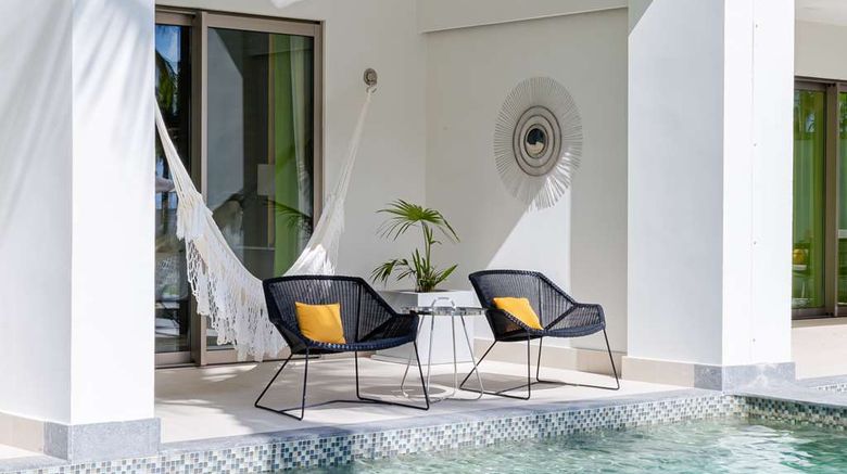 <b>Garza Blanca Resort & Spa Cancun Pool</b>. Images powered by <a href="https://iceportal.shijigroup.com/" title="IcePortal" target="_blank">IcePortal</a>.
