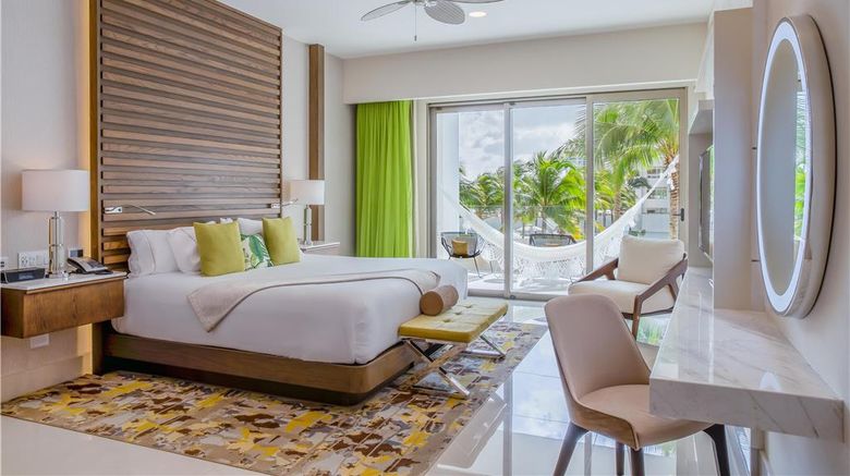 <b>Garza Blanca Resort & Spa Cancun Suite</b>. Images powered by <a href="https://iceportal.shijigroup.com/" title="IcePortal" target="_blank">IcePortal</a>.