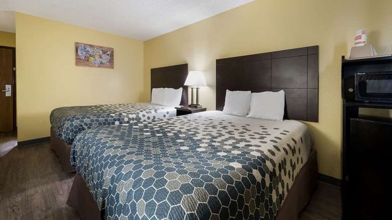 <b>Econo Lodge Spotsylvania Town Center Room</b>. Images powered by <a href="https://iceportal.shijigroup.com/" title="IcePortal" target="_blank">IcePortal</a>.