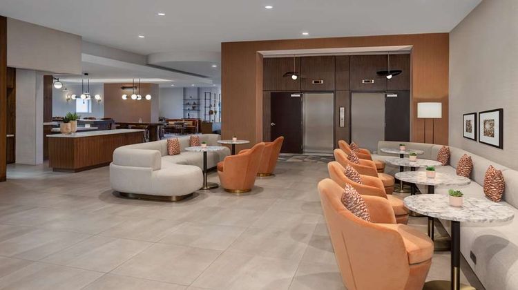 DoubleTree by Hilton Las Vegas East Lobby