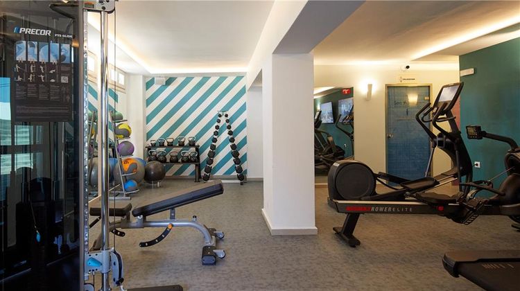 Sea Breeze Beach Resort, Curio by Hilton Health