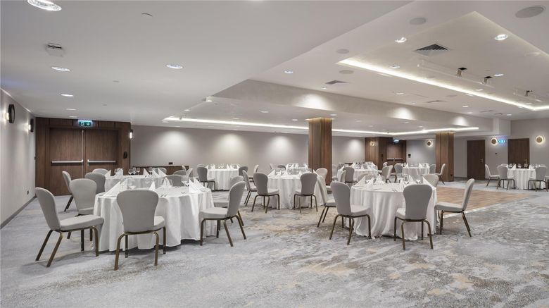 <b>DoubleTree by Hilton Plovdiv Center Meeting</b>. Images powered by <a href="https://iceportal.shijigroup.com/" title="IcePortal" target="_blank">IcePortal</a>.