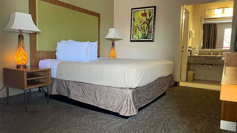 <b>Baymont by Wyndham Odessa Highway 80 Room</b>. Images powered by <a href="https://iceportal.shijigroup.com/" title="IcePortal" target="_blank">IcePortal</a>.
