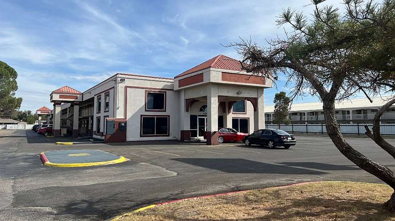 <b>Baymont by Wyndham Odessa Highway 80 Exterior</b>. Images powered by <a href="https://iceportal.shijigroup.com/" title="IcePortal" target="_blank">IcePortal</a>.