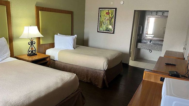 <b>Baymont by Wyndham Odessa Highway 80 Room</b>. Images powered by <a href="https://iceportal.shijigroup.com/" title="IcePortal" target="_blank">IcePortal</a>.