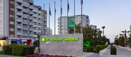 Wyndham Garden Lara Exterior