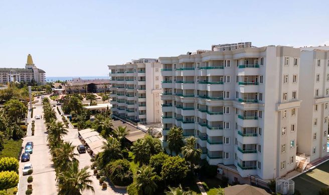 Wyndham Garden Lara Exterior