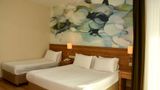 Wyndham Garden Lara Room