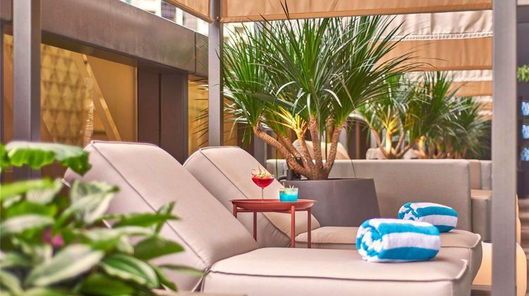 Pullman Singapore Orchard Suite