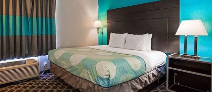 Travelodge by Wyndham Downtown NE Room